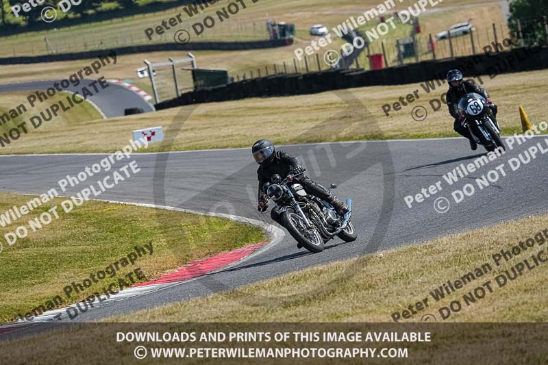 cadwell park;cadwell park photographs;cadwell trackday photographs;enduro digital images;event digital images;eventdigitalimages;peter wileman photography;racing digital images;trackday digital images;trackday photos